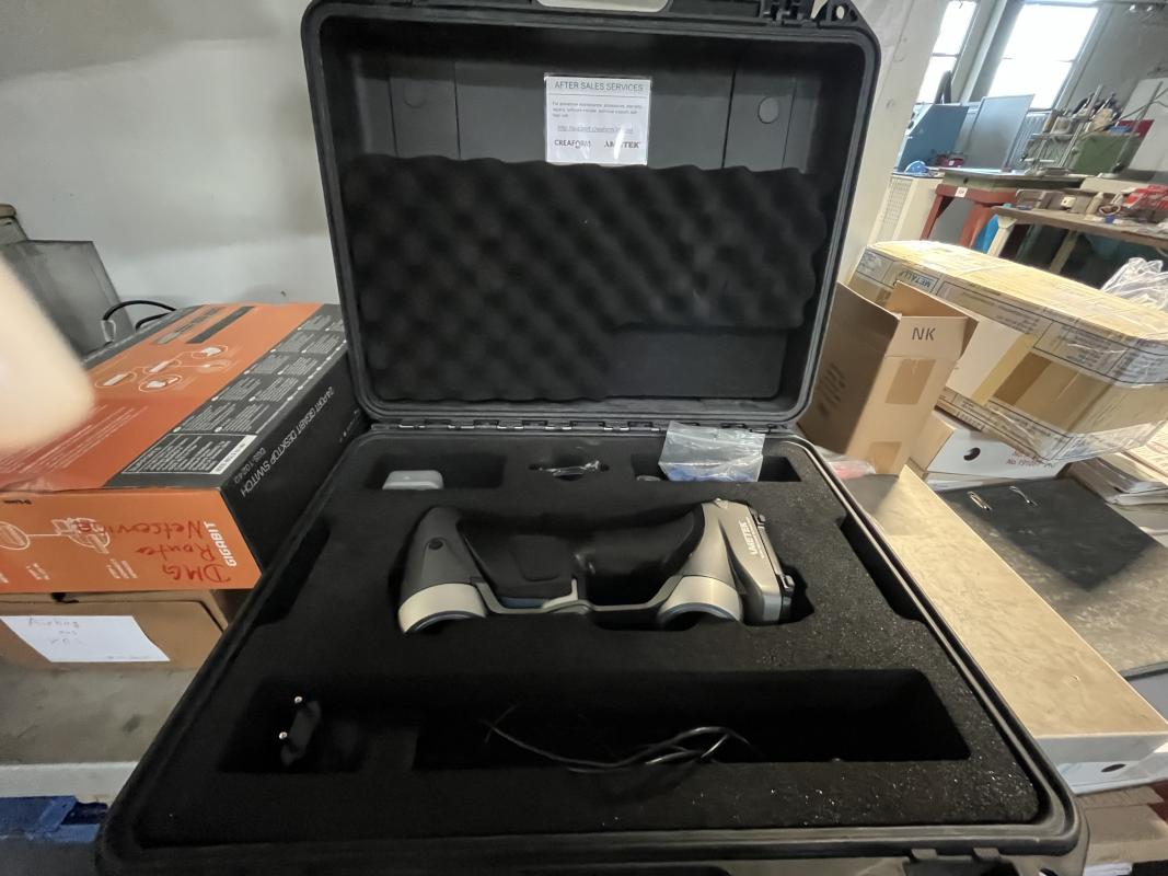 tragbarer 3D-Scanner CREAFORM / METEK HandyScan 700